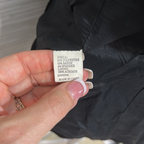 Lena Gabrielle New York size 10 black blazer with tweed blend accent seams - Picture 9 of 9